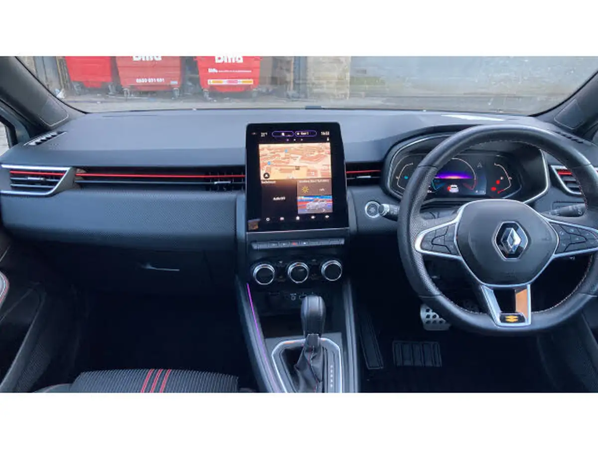 2021-renault-clio-16-rs-line-big-9