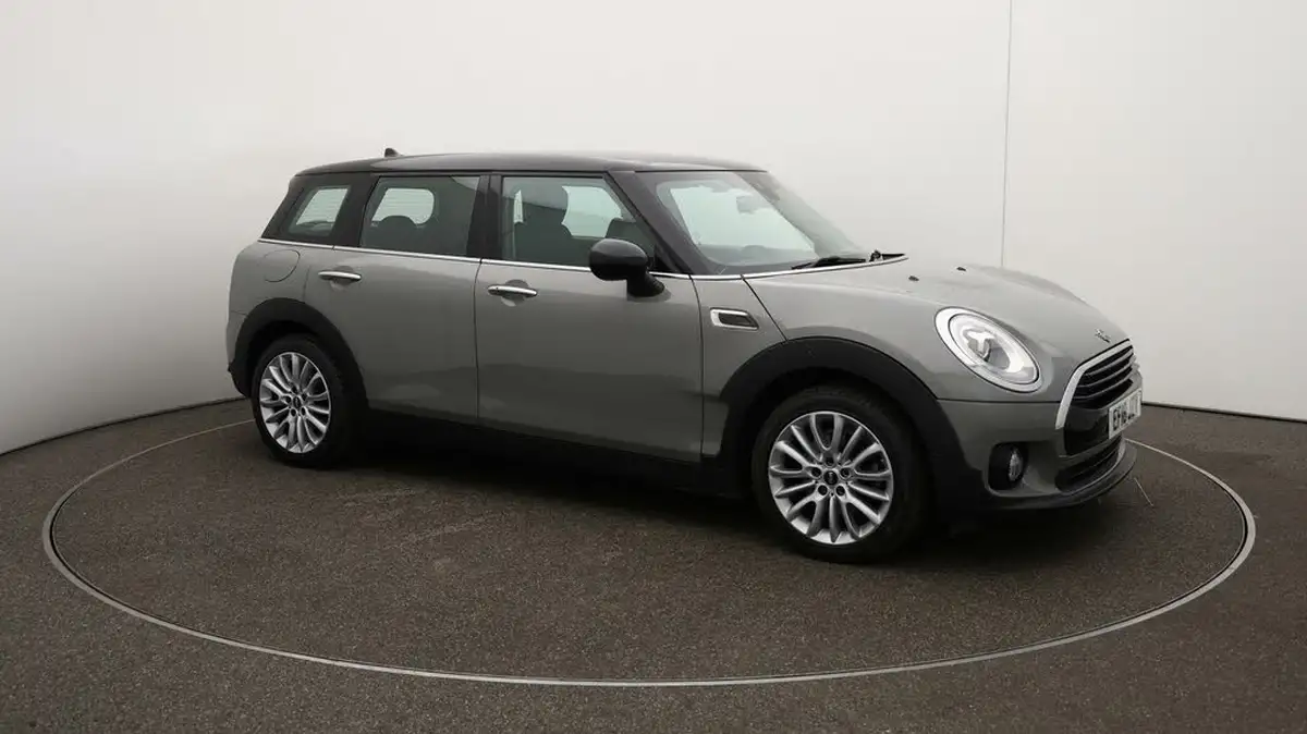 2018-mini-clubman-15-cooper-ss-big-37