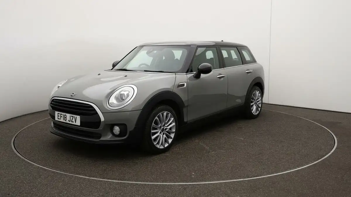 2018-mini-clubman-15-cooper-ss-big-61