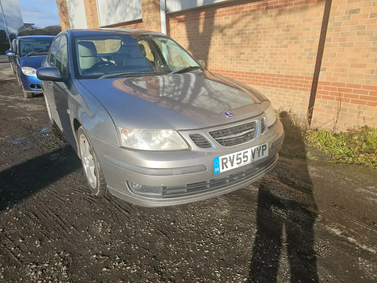2005-saab-9-3-20-vector-sport-saloon-4d-auto-big-0