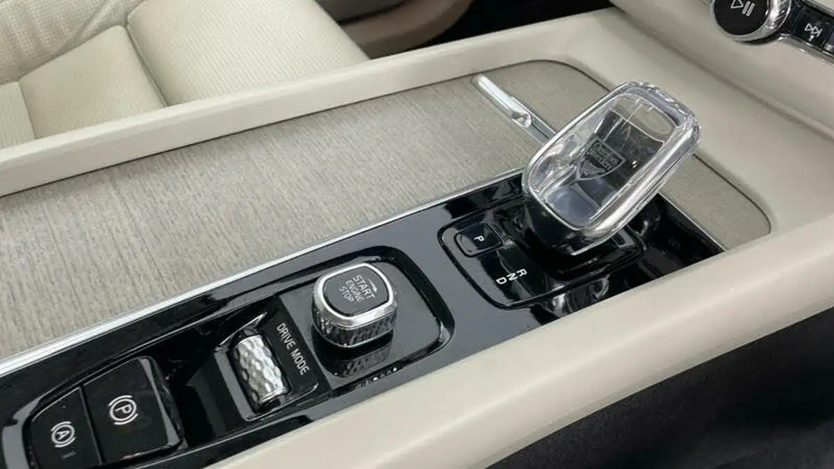 2020-volvo-xc60-20td-b4-inscription-pro-awd-big-11