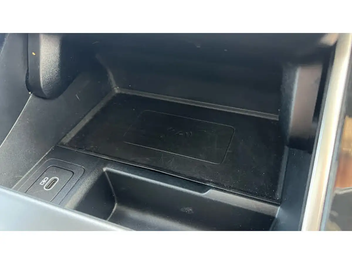 2023-land-rover-range-rover-velar-20-d200-dynamic-se-big-43