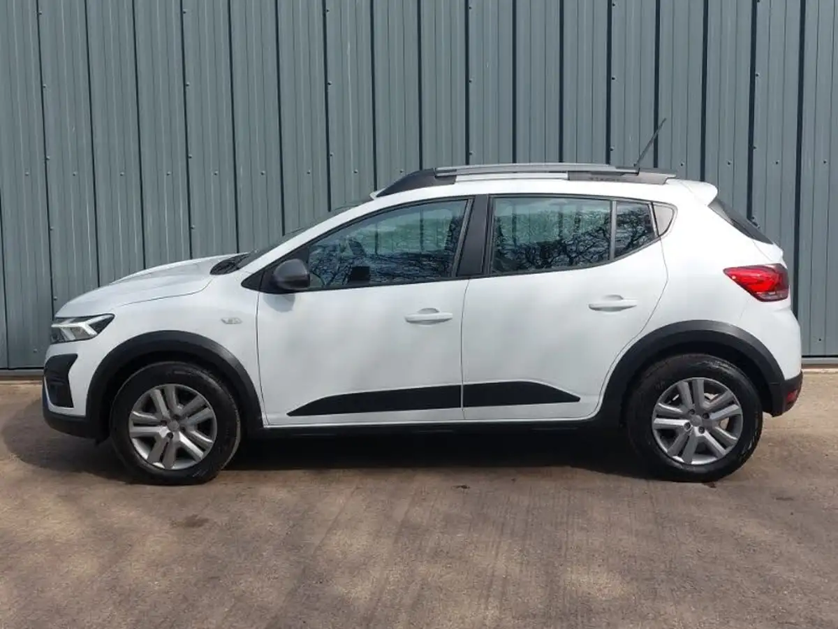 2023-dacia-sandero-stepway-10-tce-expression-90bhp-big-3