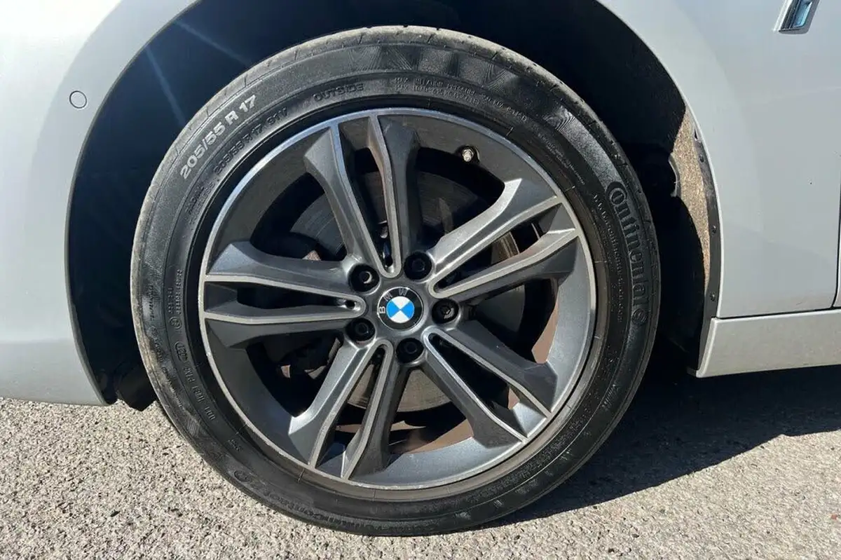 2019-bmw-2-series-15-225xe-phev-sport-premium-big-14