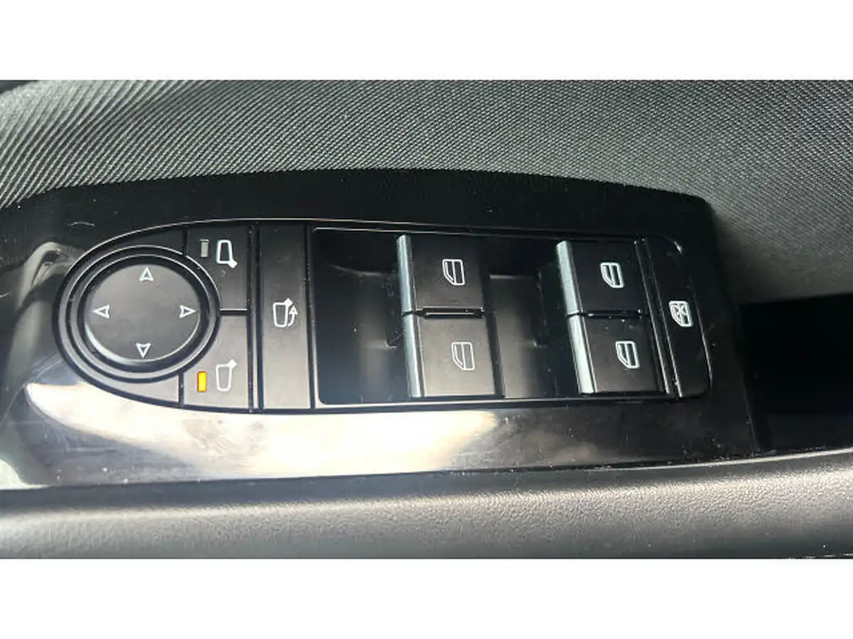 2022-mazda-cx-30-20-e-skyactiv-g-se-l-lux-big-26