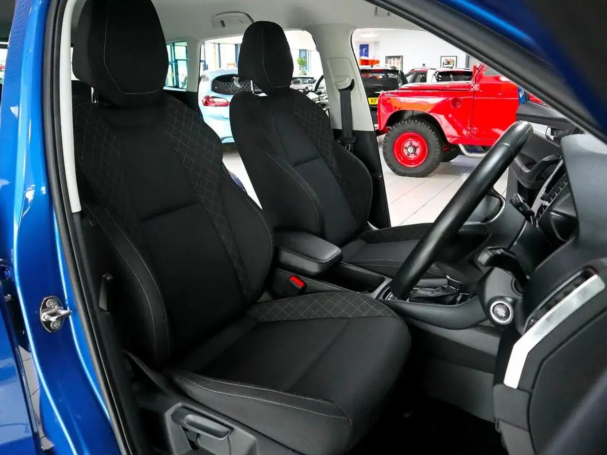 2020-skoda-karoq-15-tsi-se-dsg-big-13