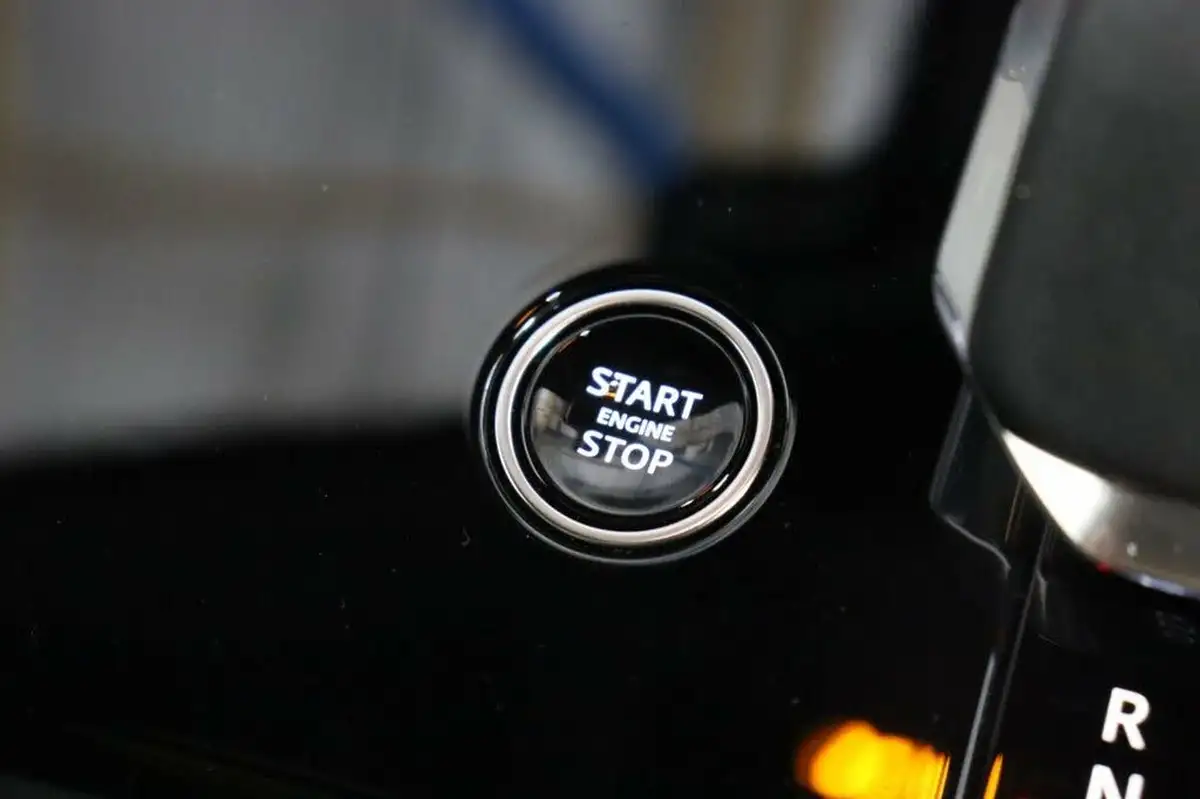 2024-land-rover-range-rover-sport-30-d300-se-big-43