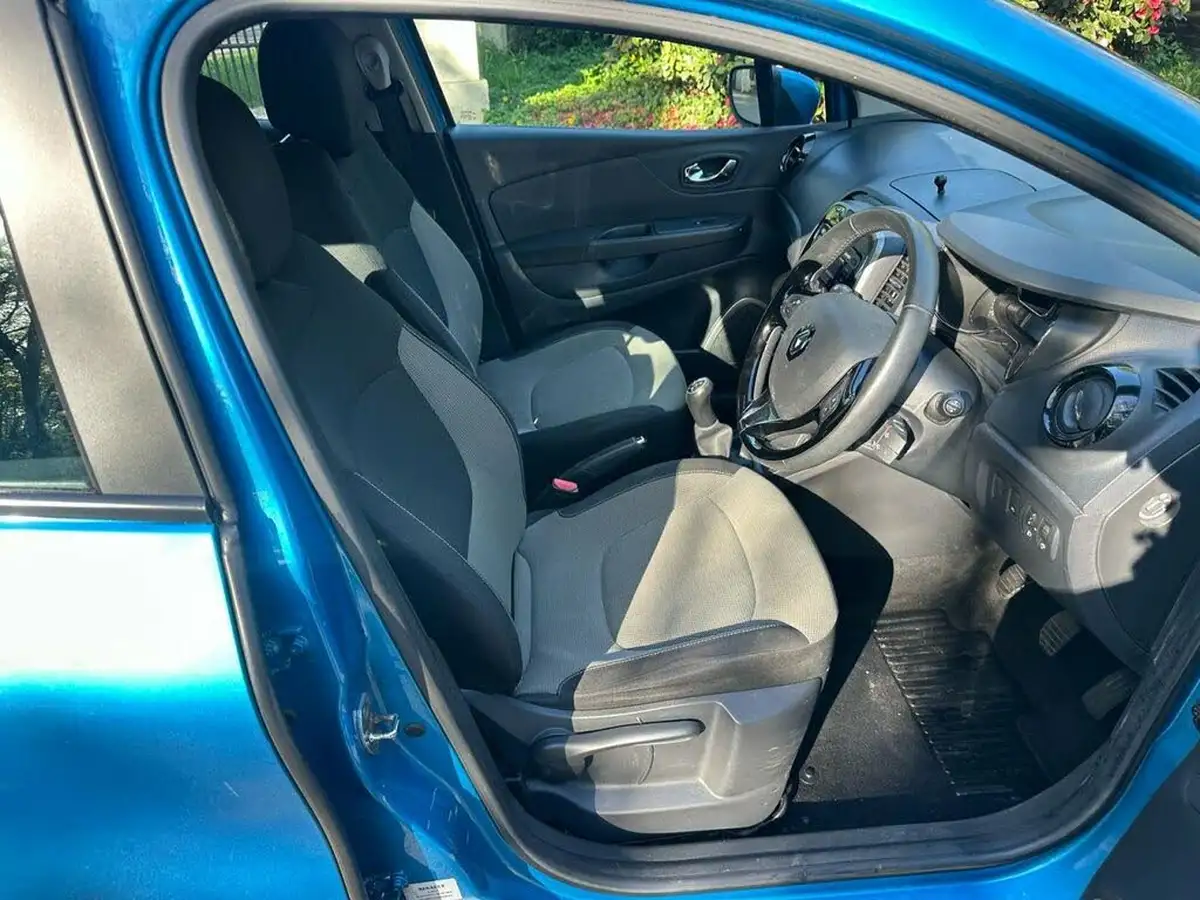 2013-renault-captur-15dci-expression-convenience-pk-big-12
