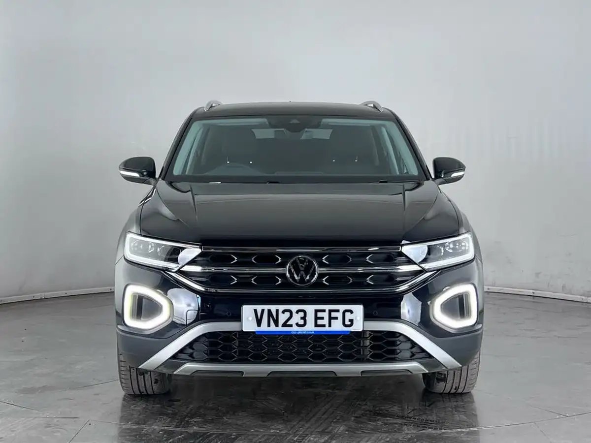 2023-volkswagen-t-roc-15-tsi-style-hatchback-5d-dsg-big-4