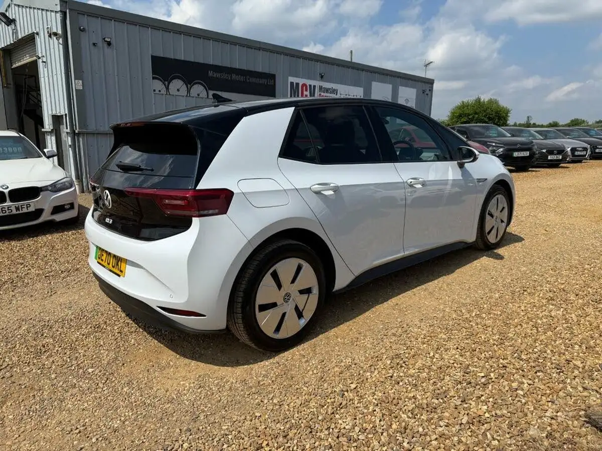 2020-volkswagen-id3-e-business-big-2
