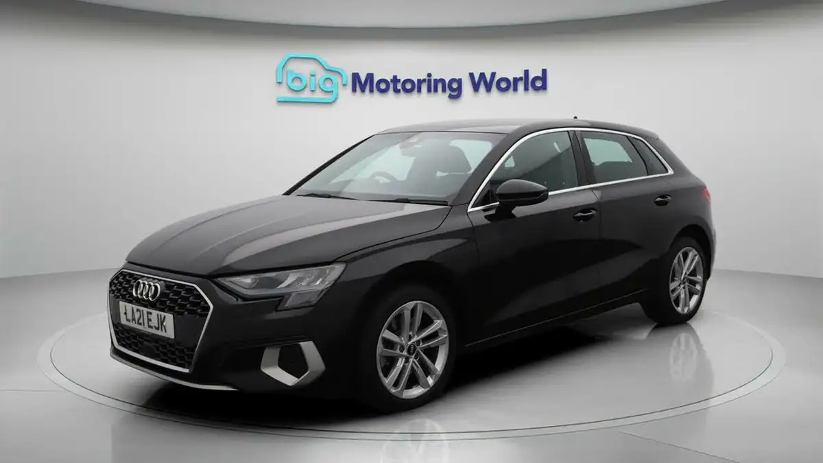 2021-audi-a3-15-35-tfsi-sportback-5d-s-tronic-big-3