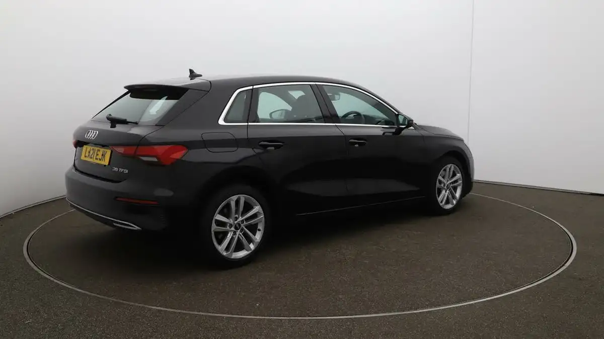 2021-audi-a3-15-35-tfsi-sportback-5d-s-tronic-big-51