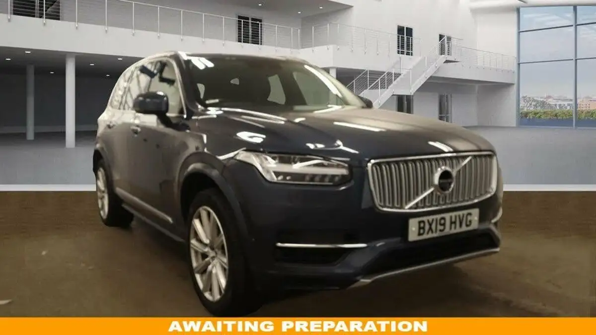 2019-volvo-xc90-20-t8-inscription-384bhp-ss-big-0