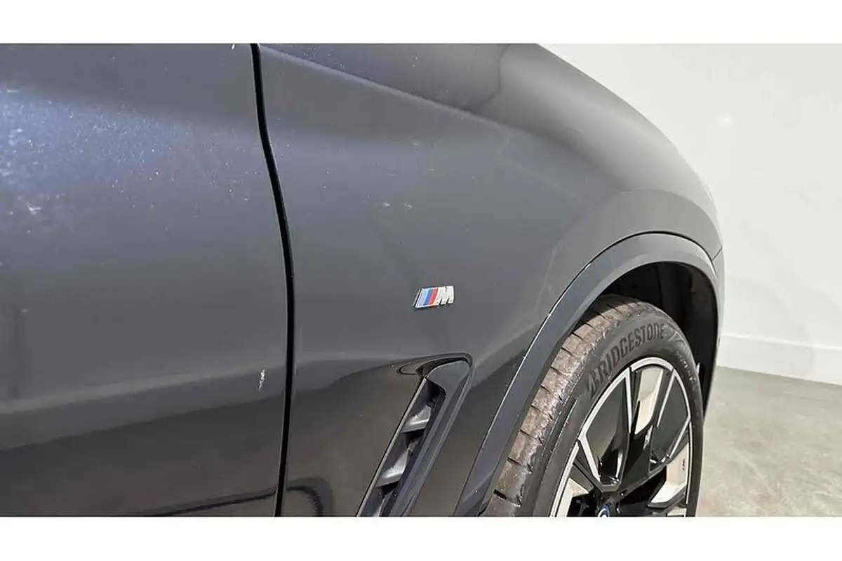2022-bmw-ix3-e-m-sport-pro-big-15