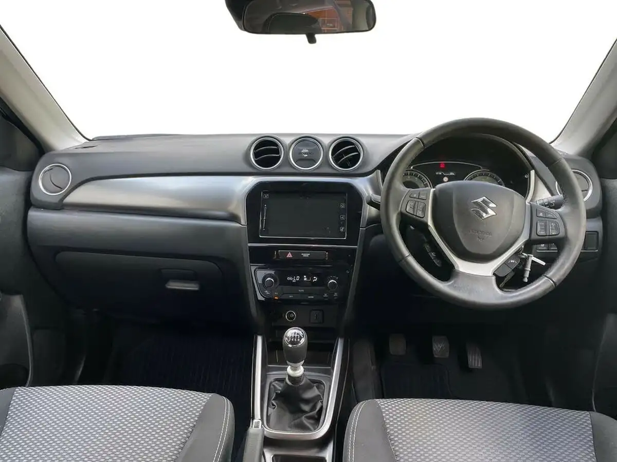 2022-suzuki-vitara-14-boosterjet-sz-t-big-12