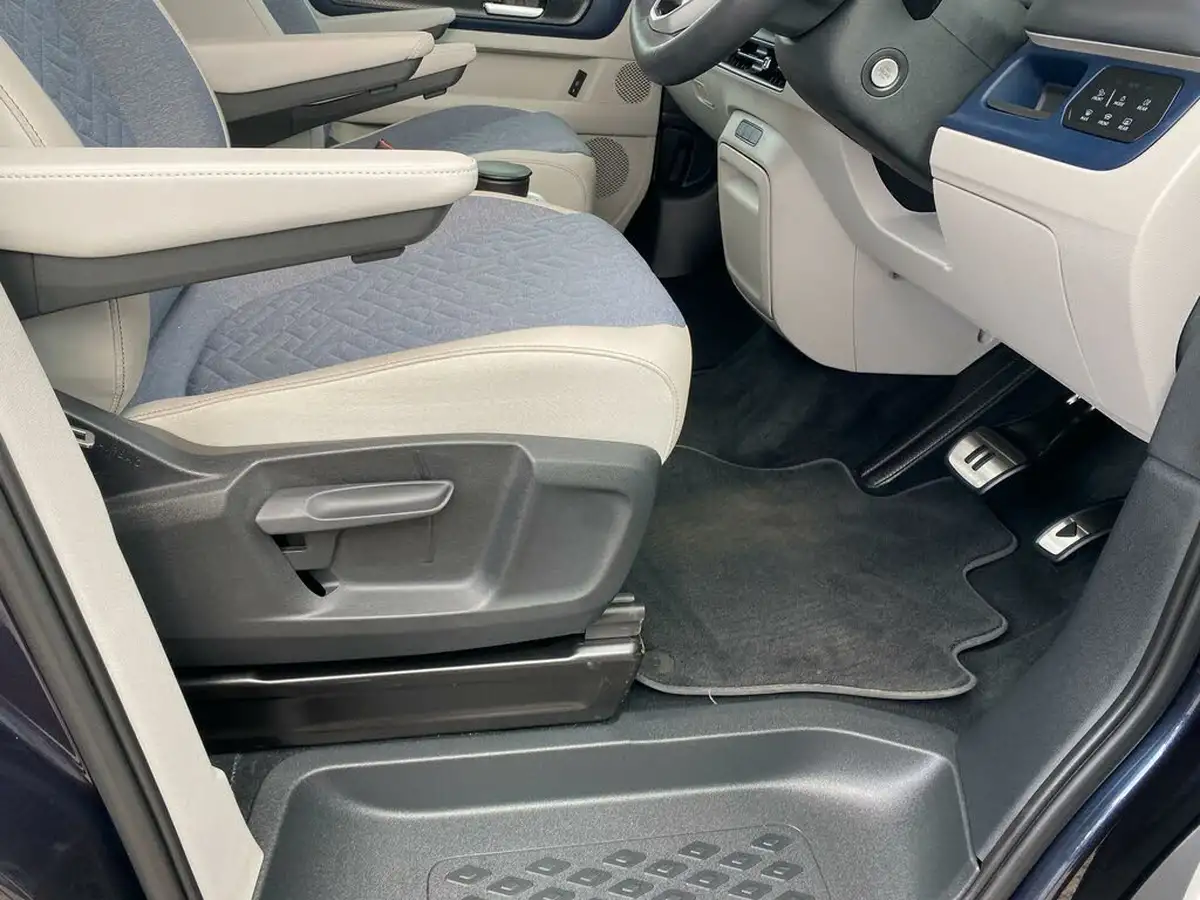 2024-volkswagen-idbuzz-e-style-standard-big-17