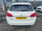 2019-peugeot-308-sw-12-puretech-allure-130bhp-small-11