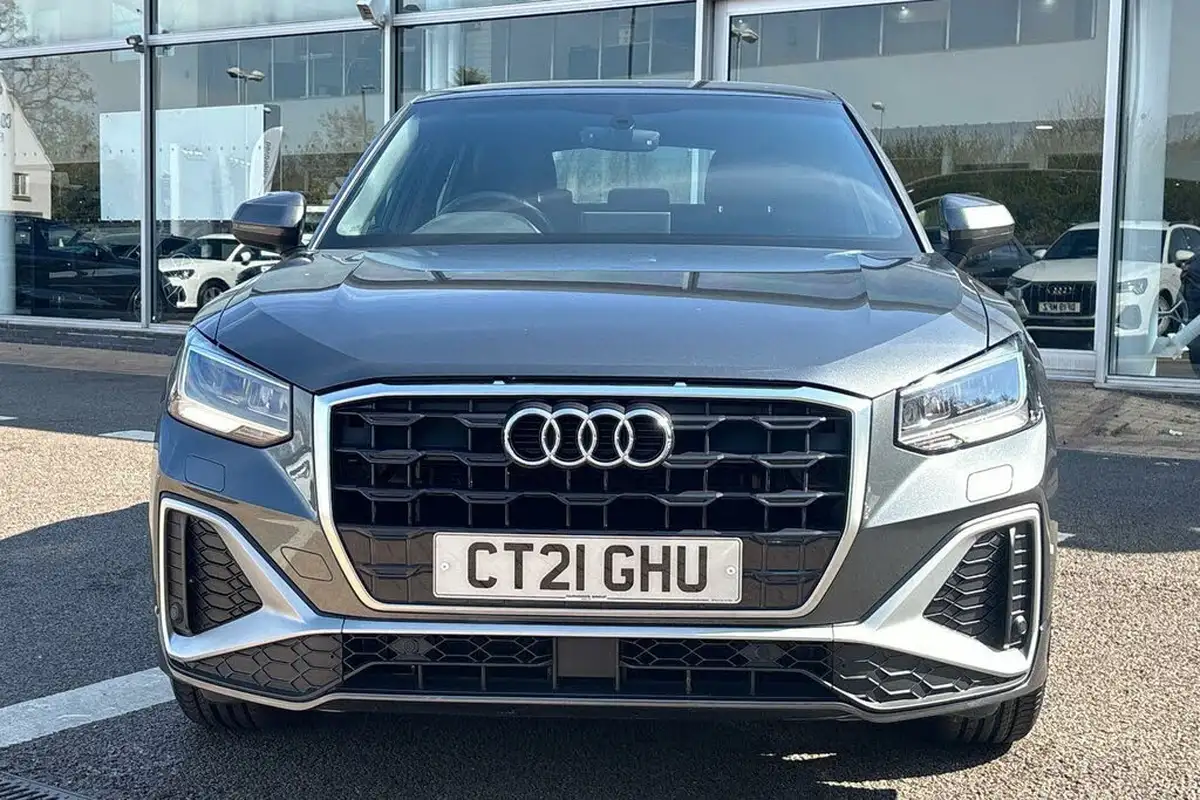 2021-audi-q2-15-35-tfsi-s-line-tronic-big-10