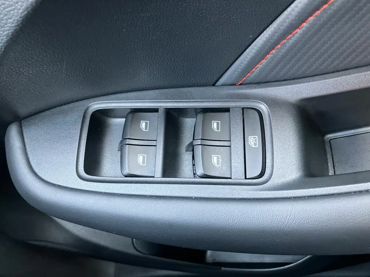 2024-mg-zs-suv-10t-gdi-exclusive-big-20
