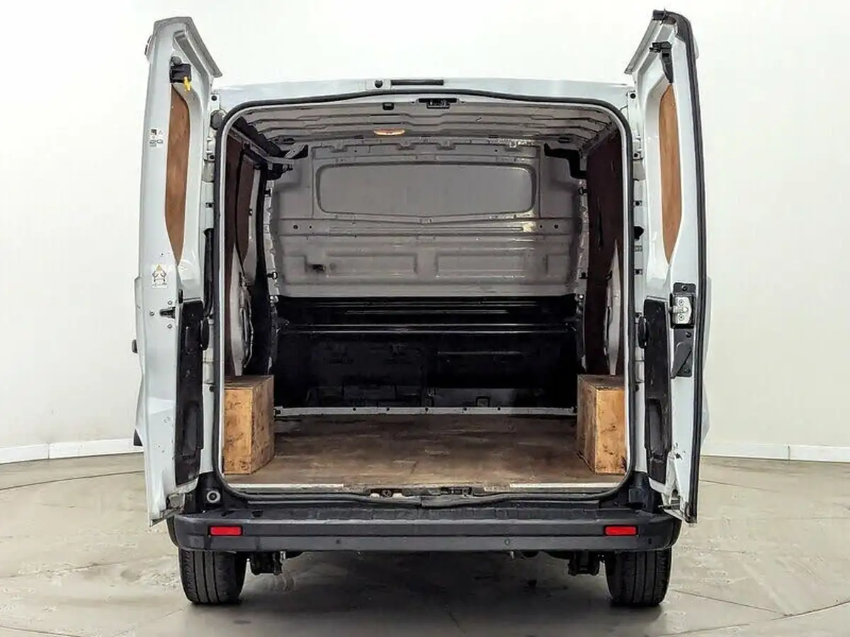 2021-renault-trafic-20dci-ll30-energy-120-business-panel-big-3