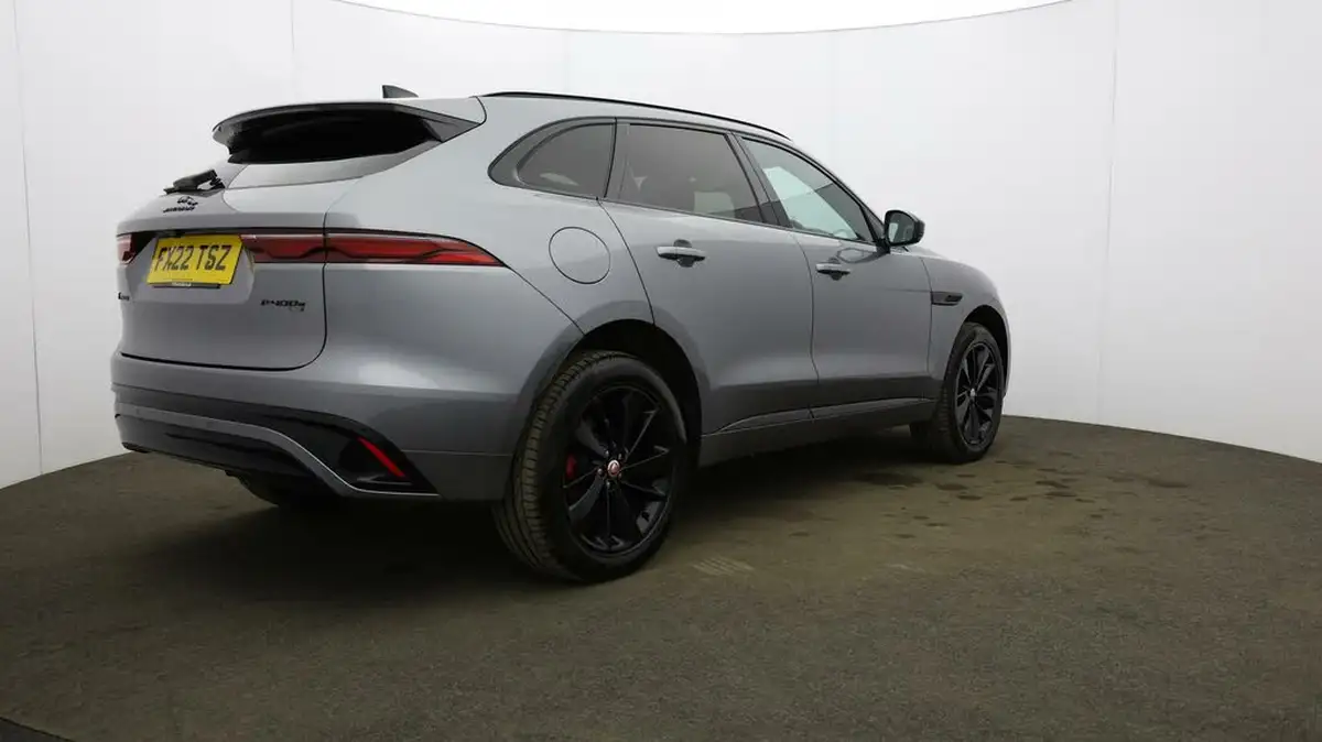 2022-jaguar-f-pace-20-p250-r-dynamic-black-big-58
