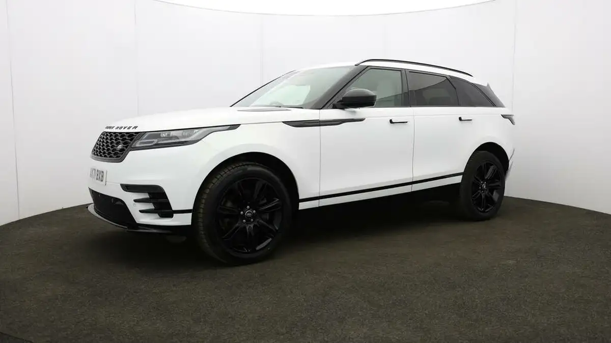 2022-land-rover-range-rover-velar-20-d200-r-dynamic-se-big-35