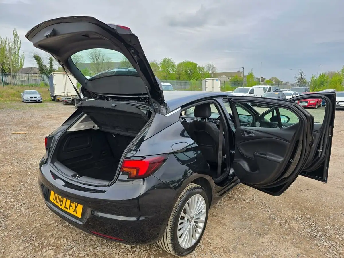 2018-vauxhall-astra-14i-16v-turbo-elite-nav-150ps-ss-hatchback-auto-big-18
