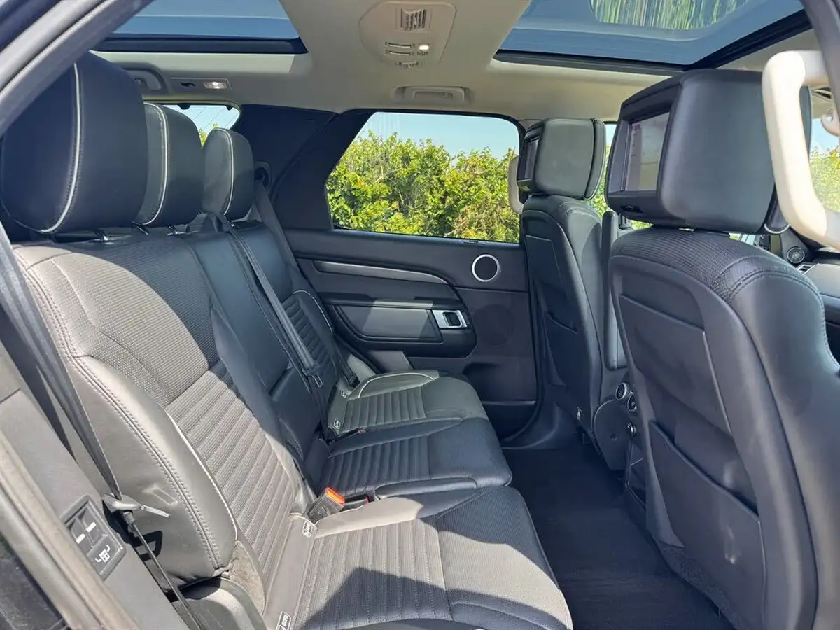 2017-land-rover-discovery-30td6-hse-luxury-big-16