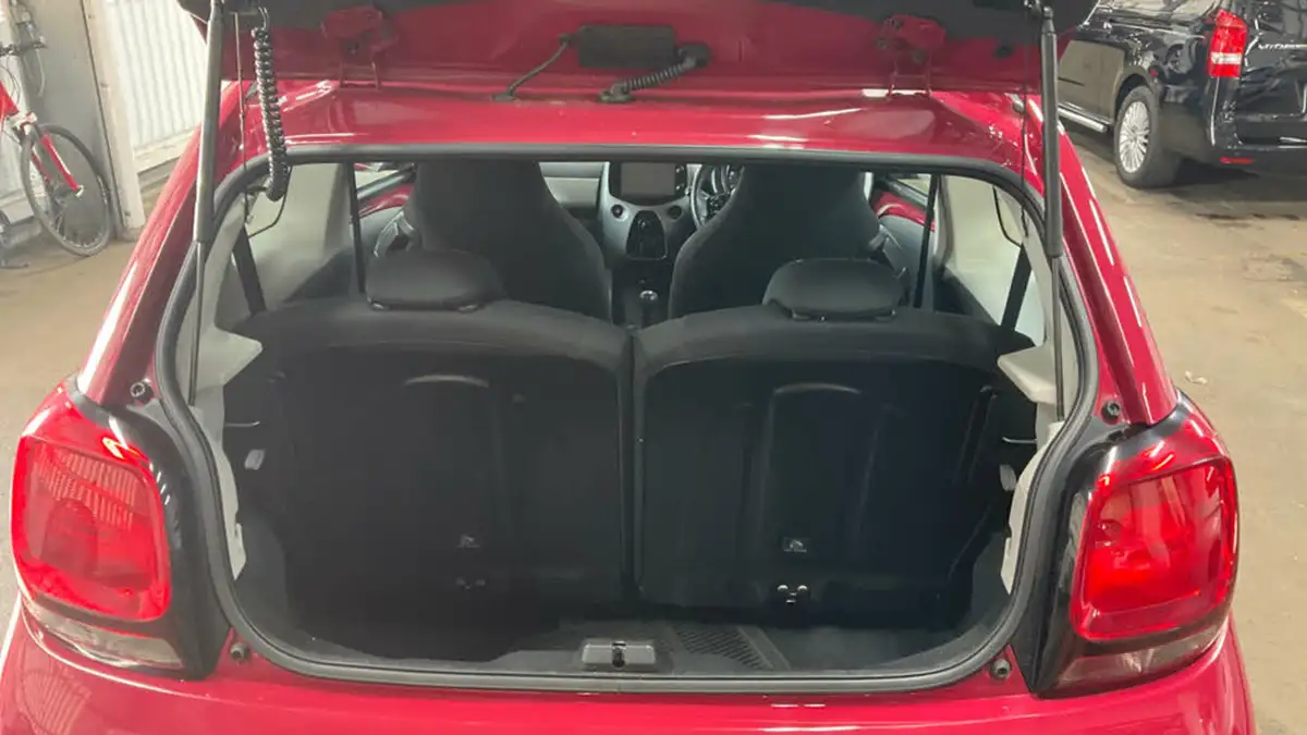 2017-citroen-c1-10-vti-feel-3d-big-8