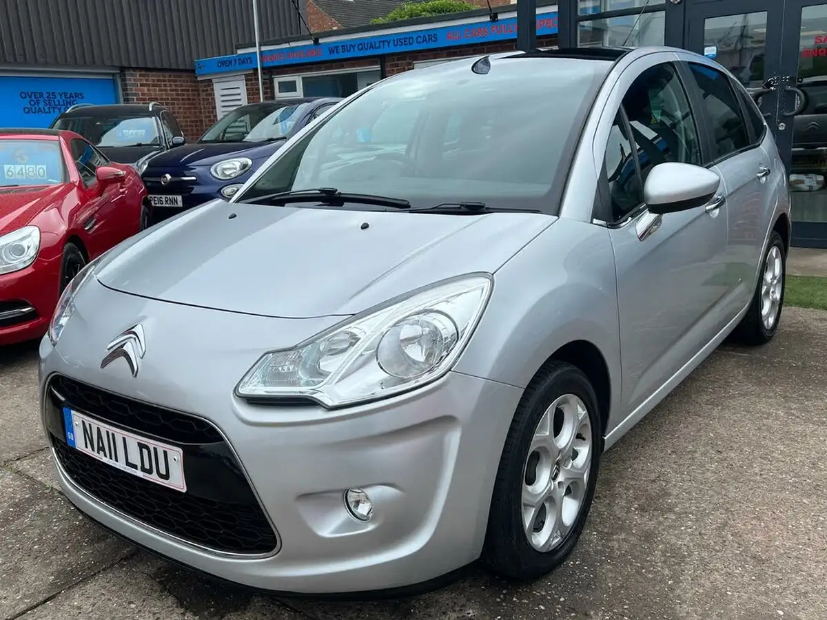 2011-citroen-c3-14-connexion-big-21