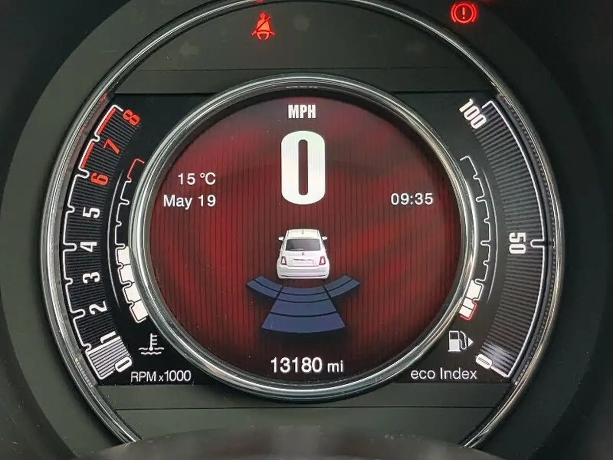 2022-fiat-500-10-dolcevita-big-17