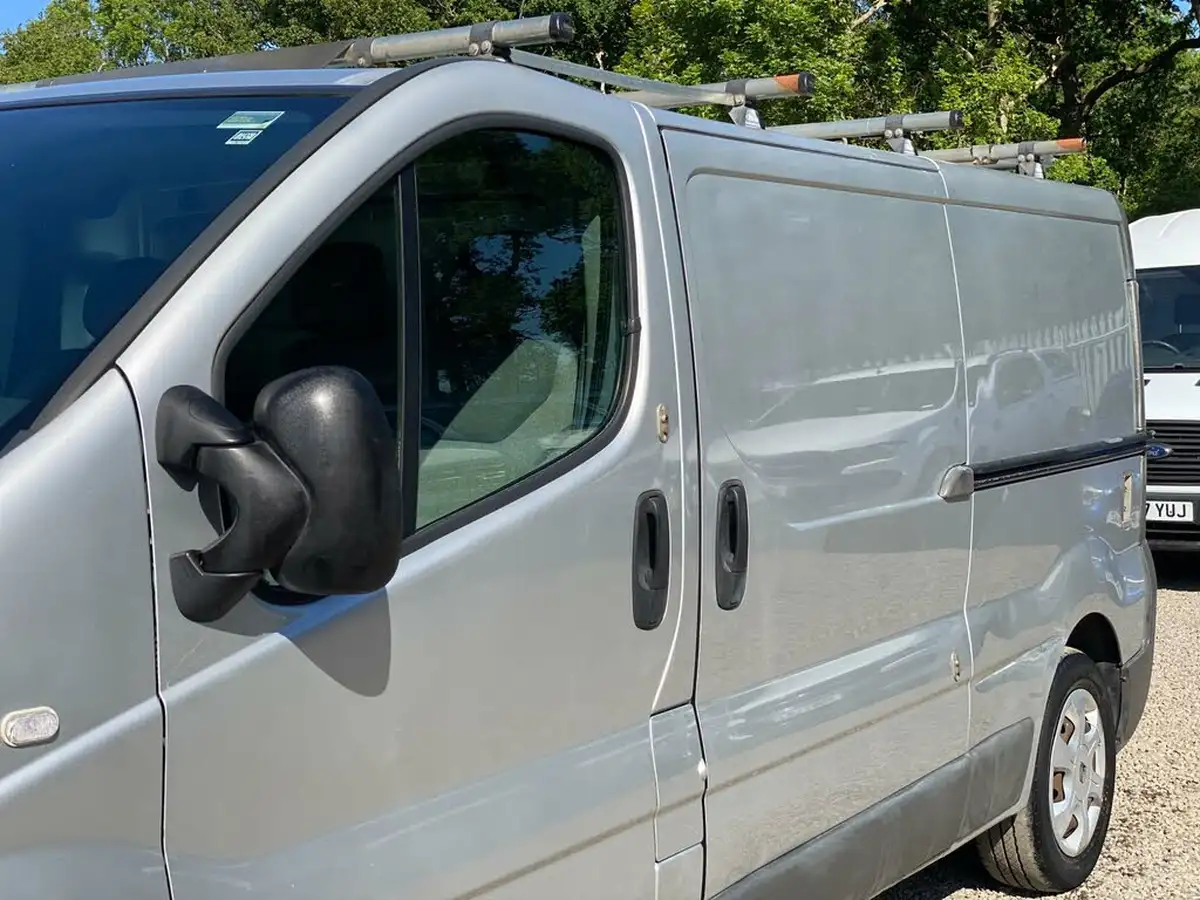 2010-renault-trafic-20td-ll29dci-115-20dci-ll29-phase-3-sat-nav-panel-van-big-21