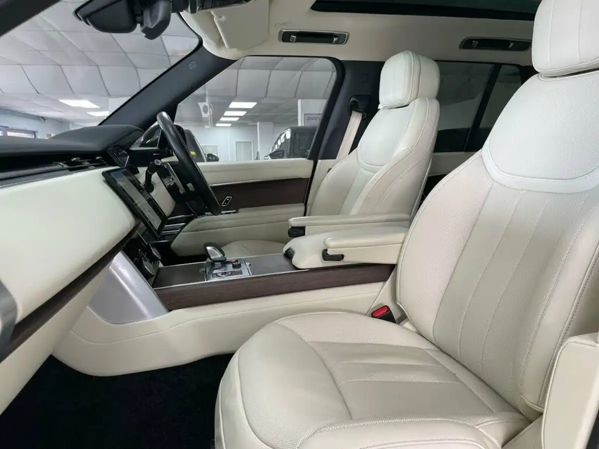 2022-land-rover-range-rover-30-d300-se-big-35