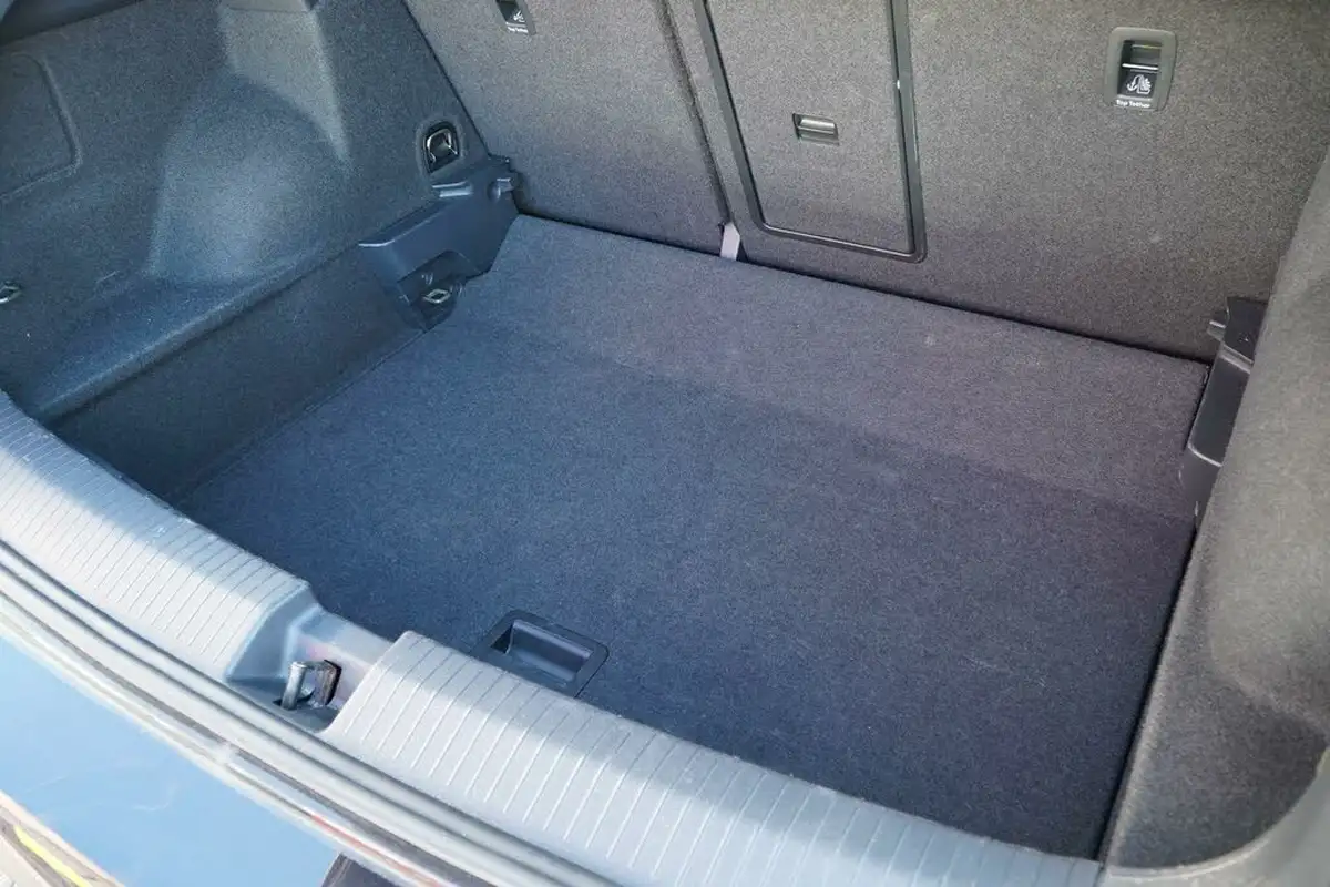 2020-volkswagen-t-roc-20tdi-r-line-dsg-big-33