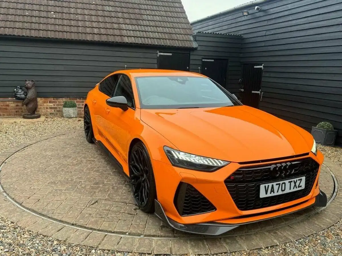 2020-audi-rs7-40-tfsi-carbon-black-big-30