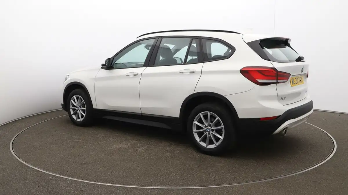 2020-bmw-x1-15-sdrive18i-se-big-33