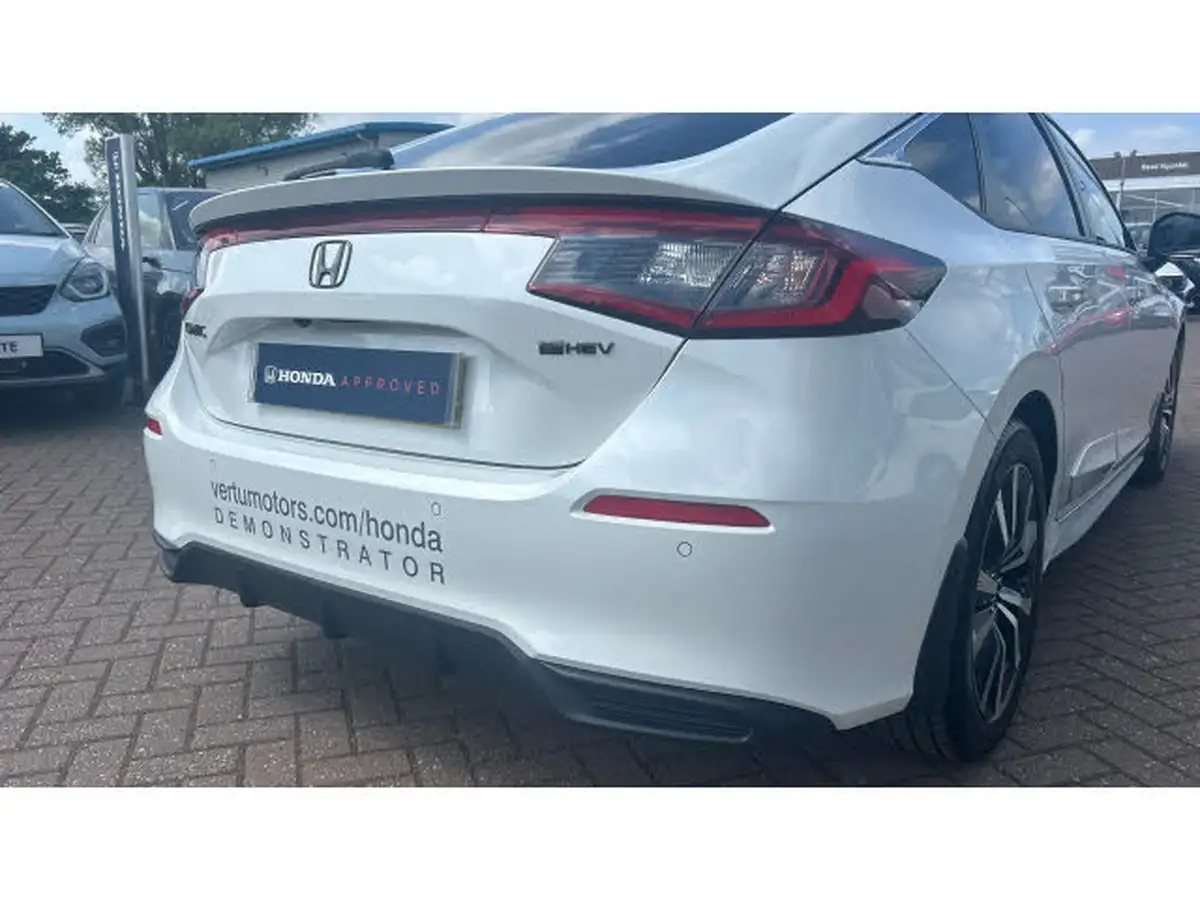 2025-honda-civic-20-i-mmd-elegance-big-27