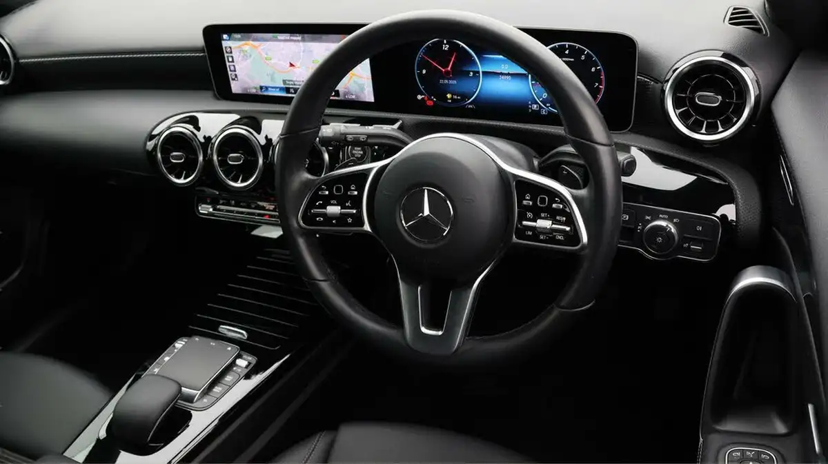 2021-mercedes-benz-a-class-13-a180-sport-executive-hatchback-5d-7g-dct-big-8
