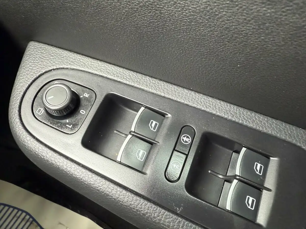 2016-seat-alhambra-20tdi-se-lux-184ps-dsg-big-67