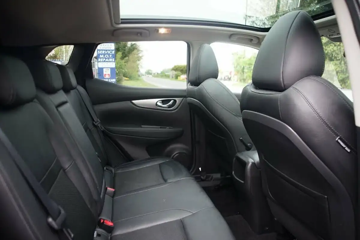 2019-nissan-qashqai-13-dig-t-tekna-140ps-big-30