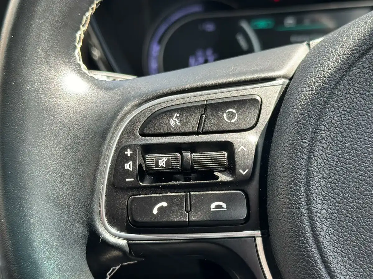 2021-kia-e-niro-ev-2-64-big-12