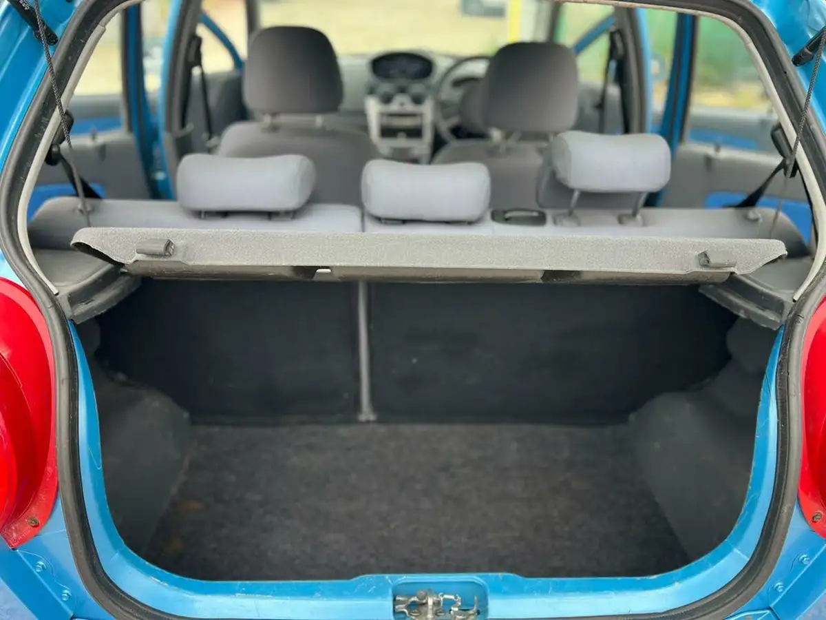 2009-chevrolet-matiz-10-se-big-22