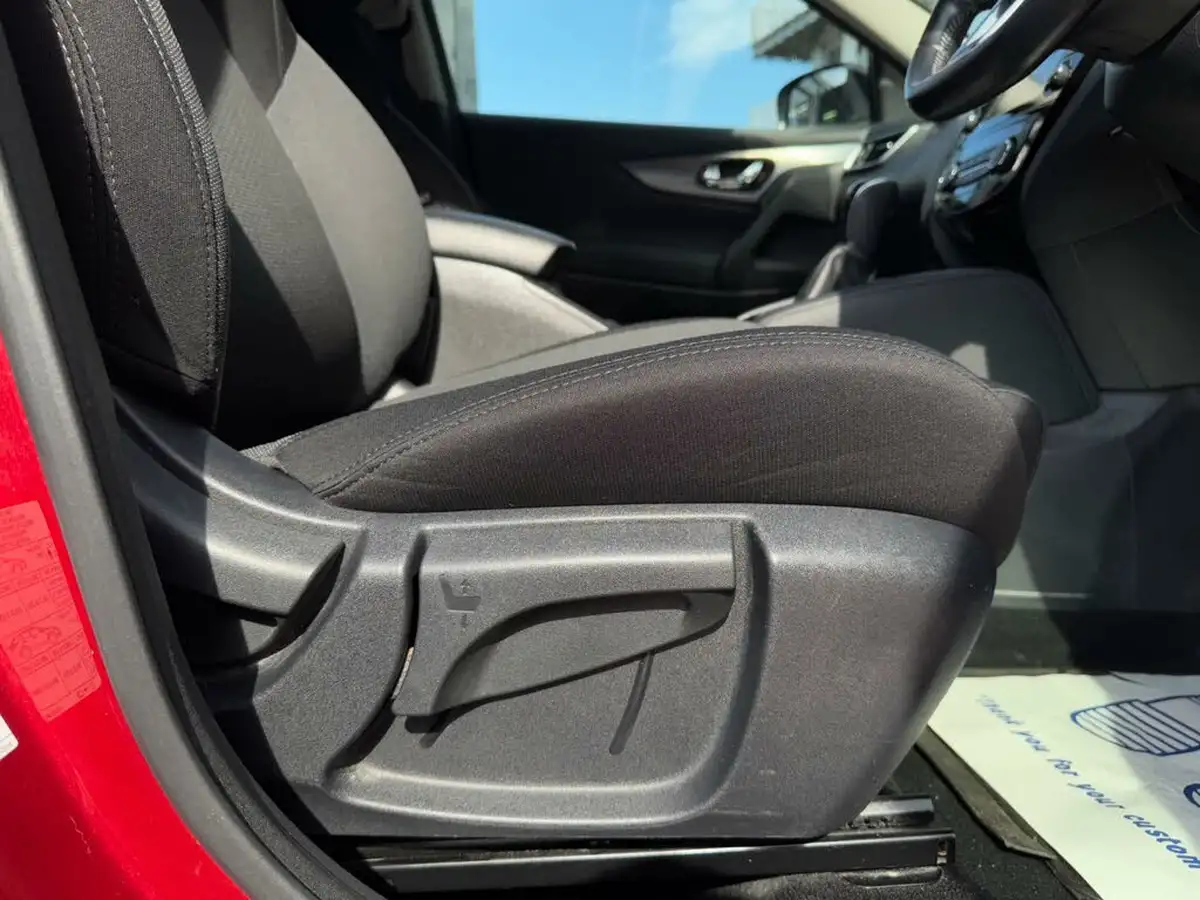 2018-nissan-qashqai-13-dig-t-n-connecta-160ps-dct-big-21