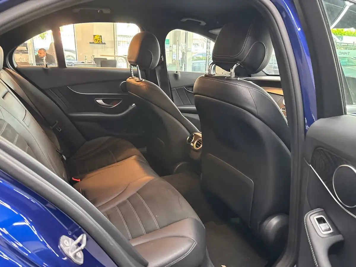 2018-mercedes-benz-c-class-15-c200-amg-line-ss-saloon-4d-big-22