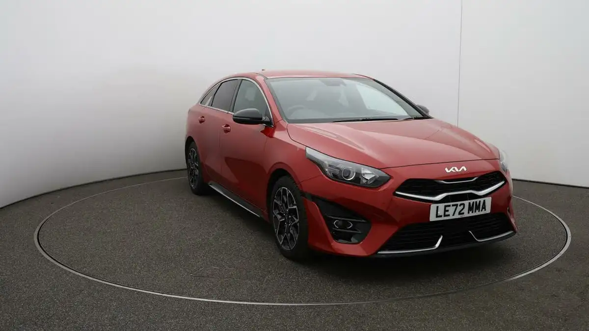 2022-kia-pro-ceed-15-t-gdi-gt-line-big-40