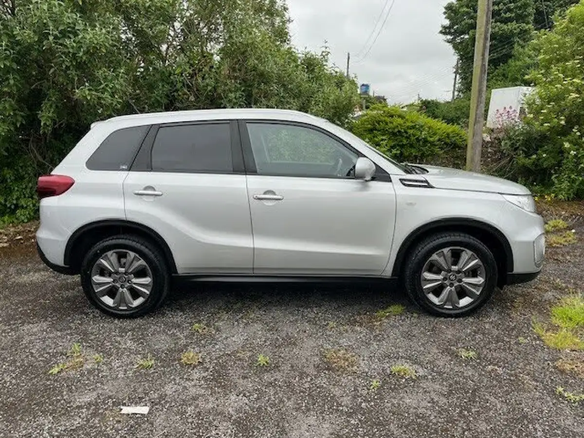 2019-suzuki-vitara-14-boosterjet-sz-t-big-3