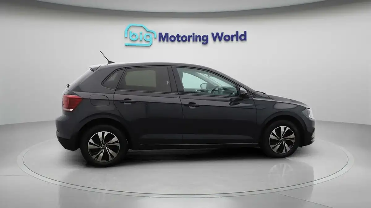 2021-volkswagen-polo-10-tsi-match-dsg-big-8