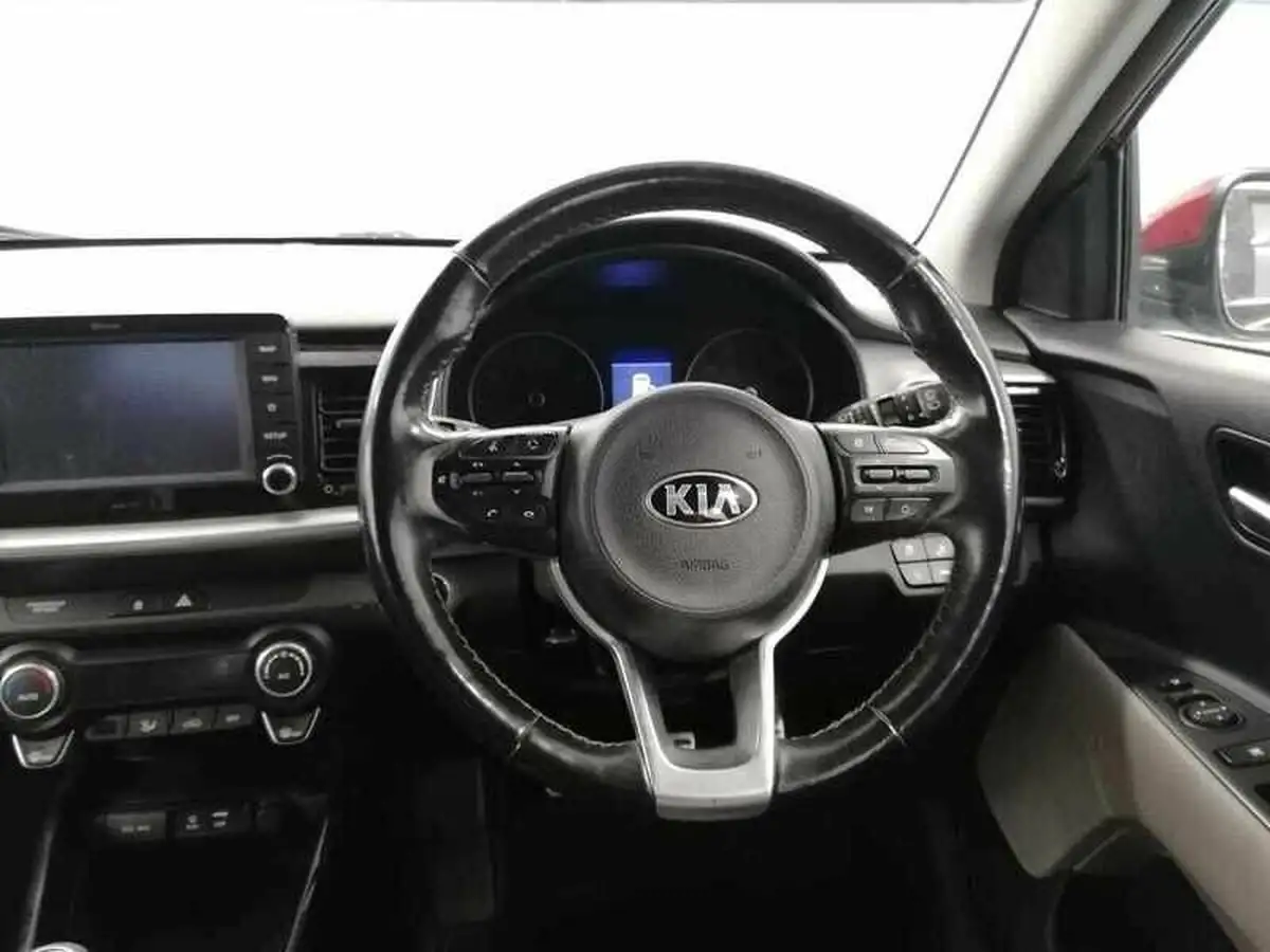 2019-kia-stonic-10-t-gdi-4-big-8