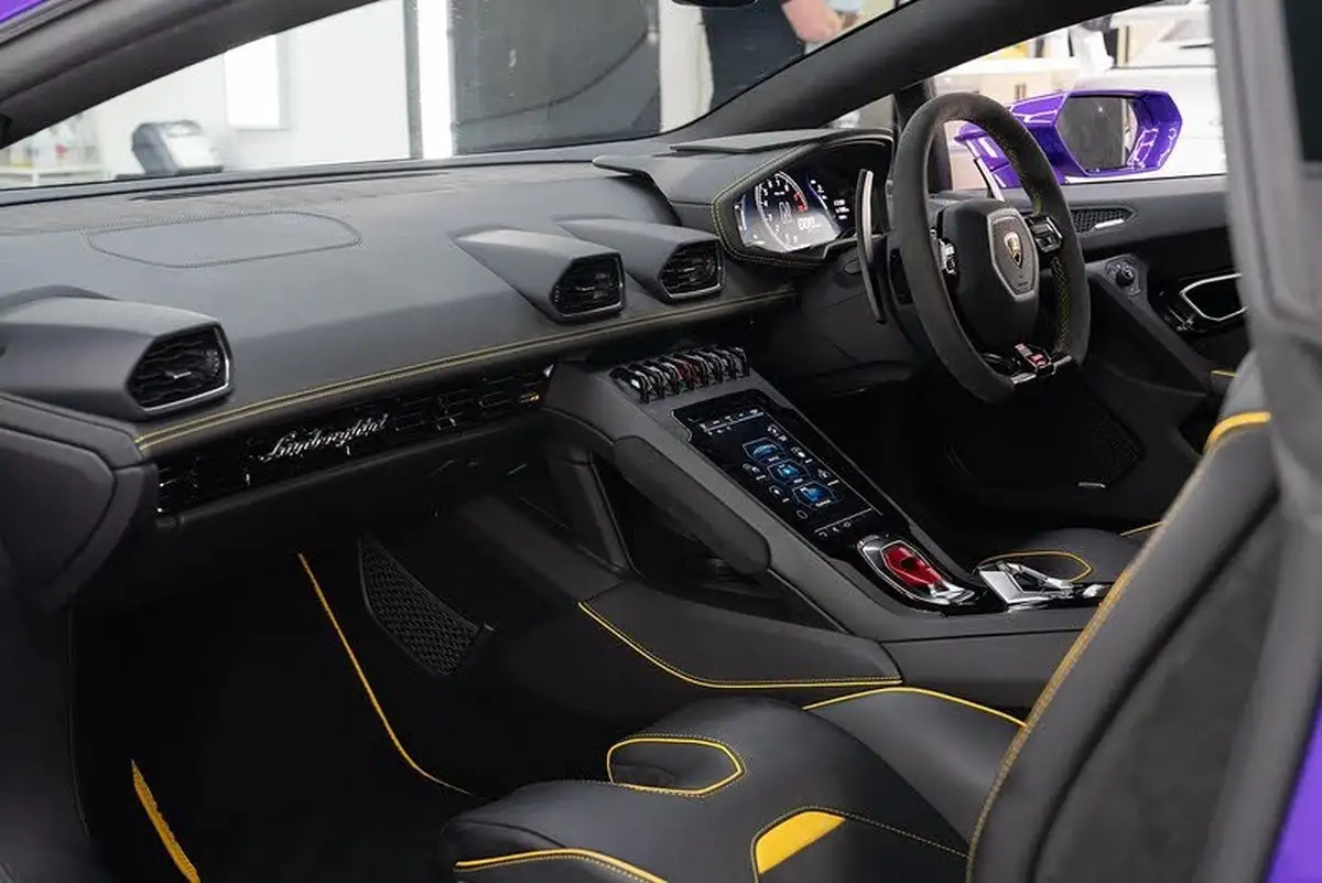 2021-lamborghini-huracan-52-evo-640ps-4wd-spyder-big-8