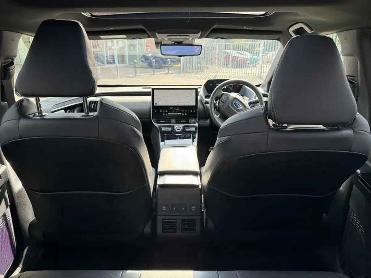 2023-subaru-solterra-e-touring-big-11